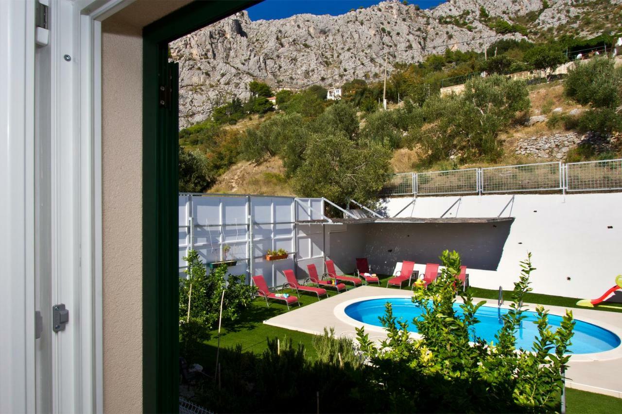Villa Omis Michy - Family House For Big And Small Groups Zewnętrze zdjęcie