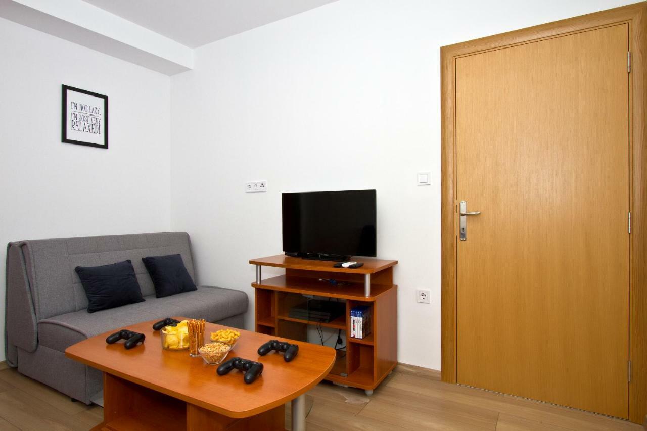 Villa Omis Michy - Family House For Big And Small Groups Zewnętrze zdjęcie